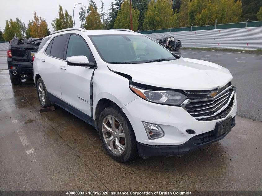2018 Chevrolet Equinox Premier, Удар спереди, IAAI, VIN 2GNAXVEV1J6190554