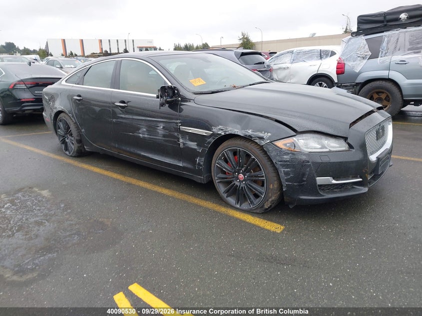 Vin: sajxj1gdxh8w05314, lot: 30109961, jaguar xj 2017 img_1