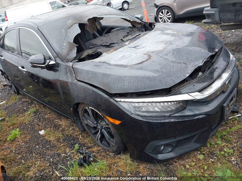 2018 Honda Civic Touring, All Over, IAAI, VIN 2HGFC1F92JH106932