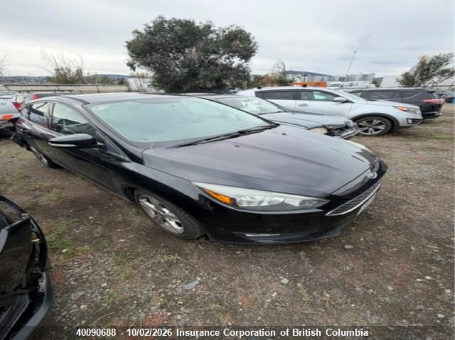 Vin: 1fadp3k2xfl327516, lot: 30110157, ford focus 2015 img_1