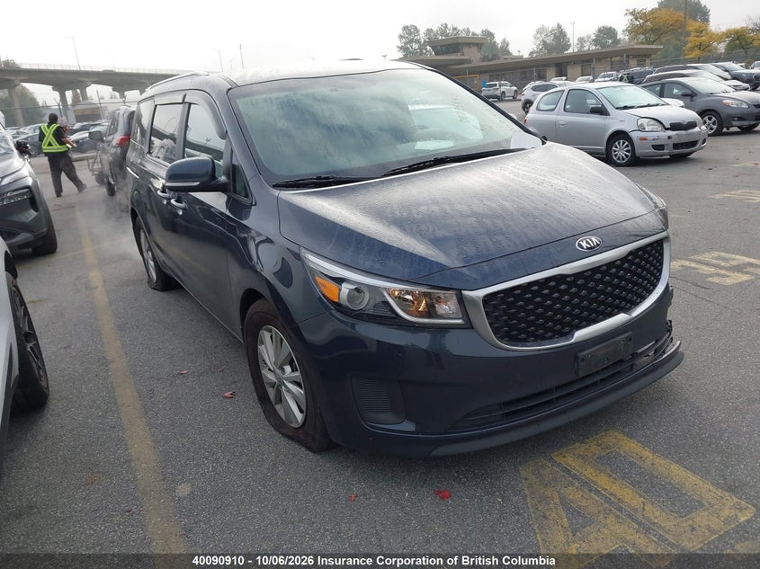 2017 Kia Sedona Lx, Left Front, IAAI, VIN KNDMB5C1XH6270987