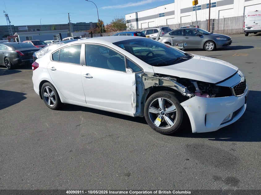 2018 Kia Forte, Right Front, IAAI, VIN 3KPFL4A7XJE255445