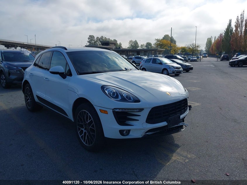 Vin: wp1ab2a55glb41707, lot: 30110662, porsche macan 2016 img_1