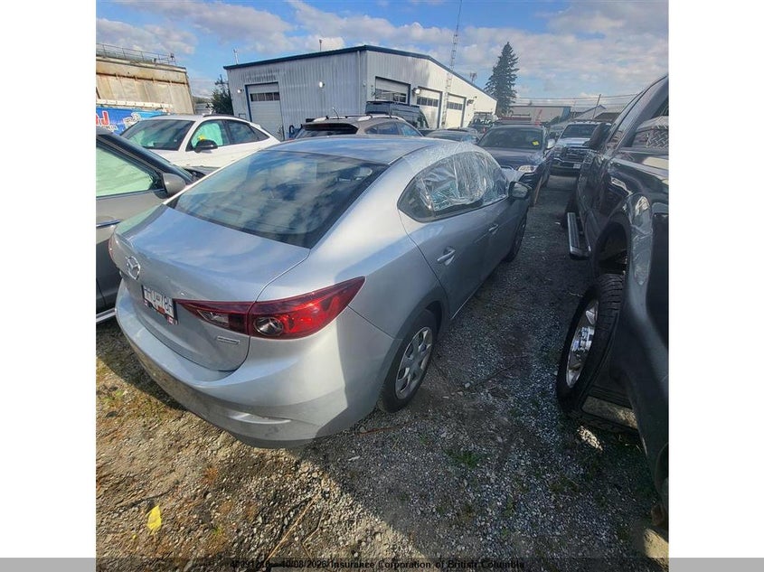 Vin: jm1bn1u7xh1117551, lot: 30110782, mazda 3 sport 20174