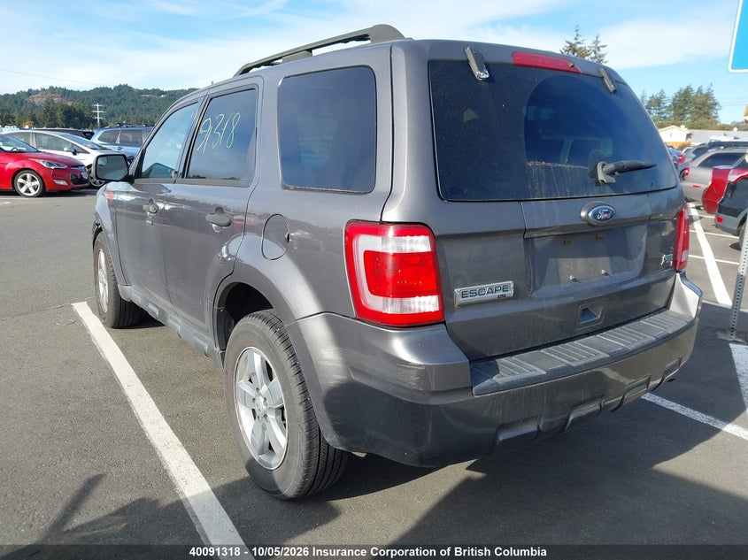 Vin: 1fmcu9dg2bka58661, lot: 30110929, ford escape xlt 20113