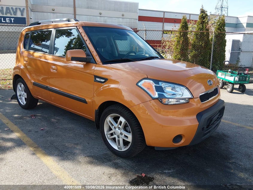 2010 Kia Soul, Удар спереди, IAAI, VIN KNDJT2A27A7044786