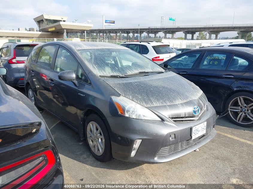 Vin: jtdzn3eu7d3199395, lot: 30111187, toyota prius v 20131