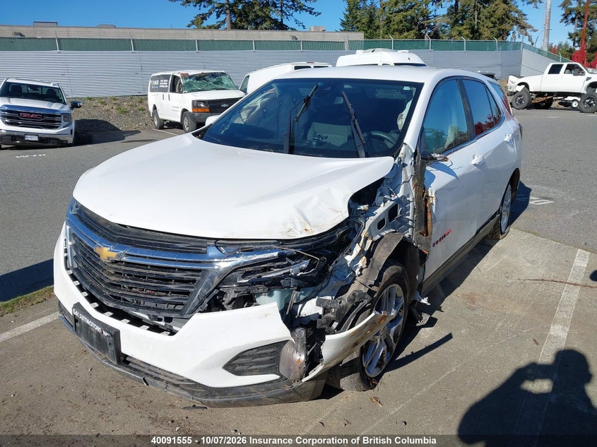 2022 Chevrolet Equinox Lt, Left Front, IAAI, VIN 2GNAXUEV0N6109155 — photo 2