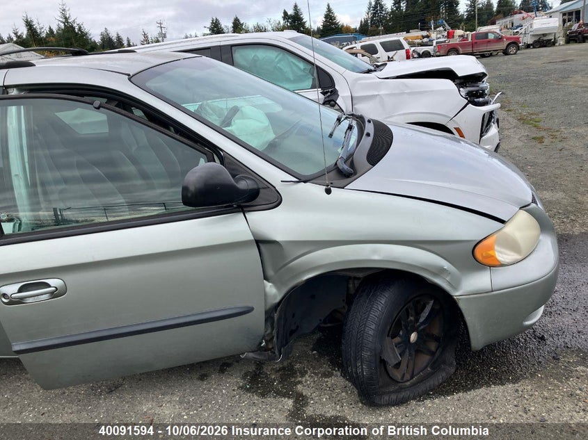 2003 Dodge Caravan Se, Right Front, IAAI, VIN 1D4GP25R43B237597