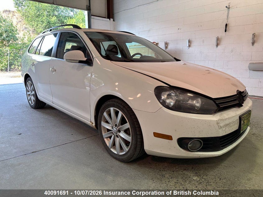 2012 Volkswagen Golf, Front, IAAI, VIN 3VWPL7AJ1CM645261