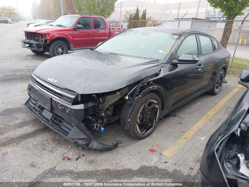 2025 Kia K4 Ex/Ex+, Front, IAAI, VIN 3KPFU4DE6SE053436 — photo 2
