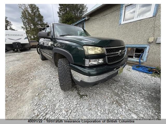 2006 Chevrolet Silverado K1500, Rear, IAAI, VIN 2GCEK13T461178132