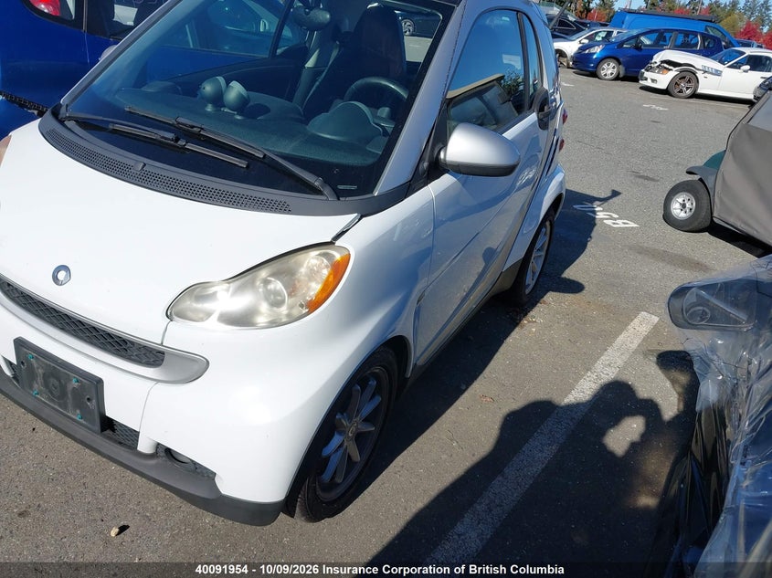 2008 Smart Fortwo Pure/Passion, Удар сзади, IAAI, VIN WMEEJ31X18K170594 — фото 2