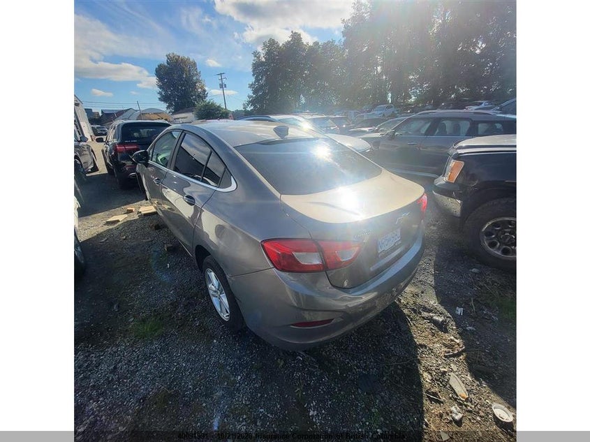 Vin: 1g1be5sm1j7155066, lot: 30111813, chevrolet cruze 20184