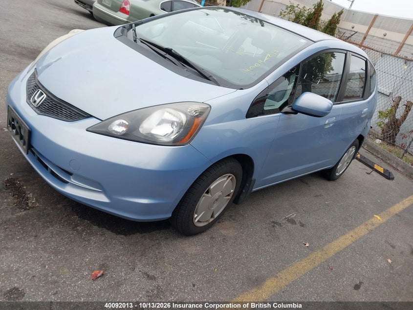 2010 Honda Fit, Left Side, IAAI, VIN JHMGE8H52AC802238 — photo 2