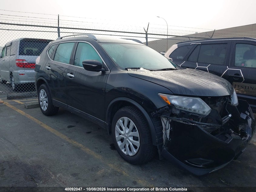 Vin: 5n1at2mv4fc890387, lot: 30111885, nissan rogue 20151