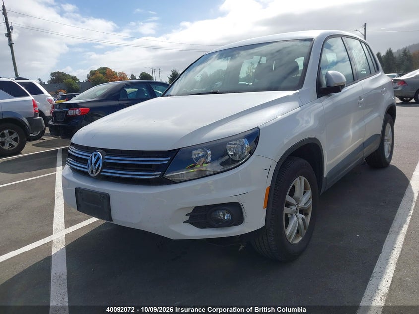 Vin: wvgjv3ax4dw564977, lot: 30111923, volkswagen tiguan s/se/sel 20132