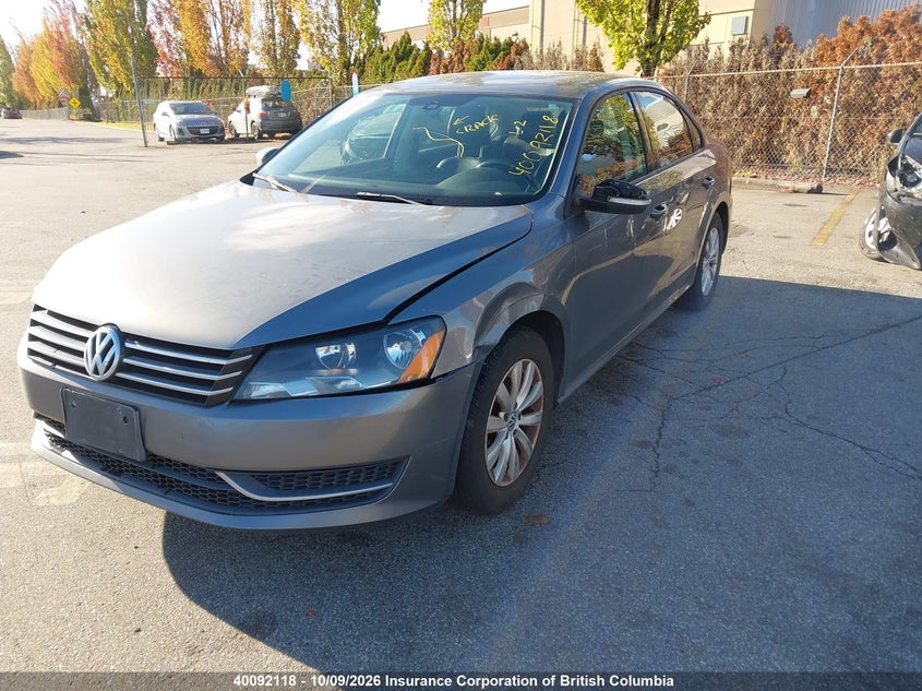 Vin: 1vwah7a39dc004192, lot: 30111982, volkswagen passat s 20132