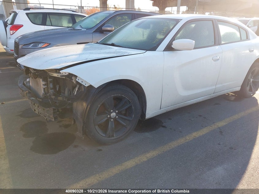 Vin: 2c3cdxhg6fh857184, lot: 30112298, dodge charger sxt 20152