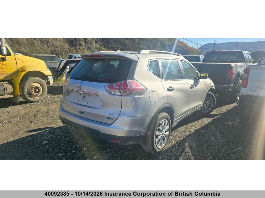 Vin: 5n1at2mv7fc882185, lot: 30112329, nissan rogue 20154