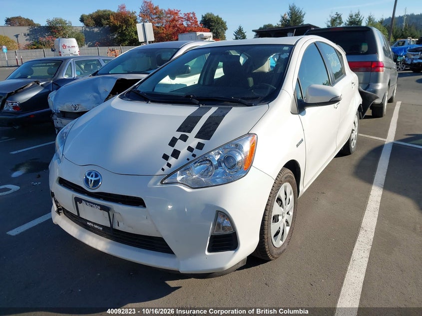 Vin: jtdkdtb32e1071238, lot: 30112824, toyota prius 20142
