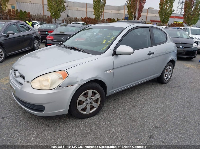 2007 Hyundai Accent Gs, Front, IAAI, VIN KMHCN35C57U021525 — photo 2