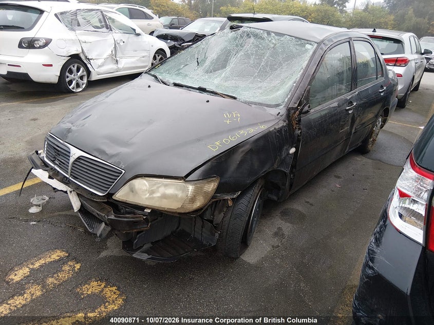 2003 Mitsubishi Lancer Es, Front, IAAI, VIN JA3AJ26E83U600261 — photo 2