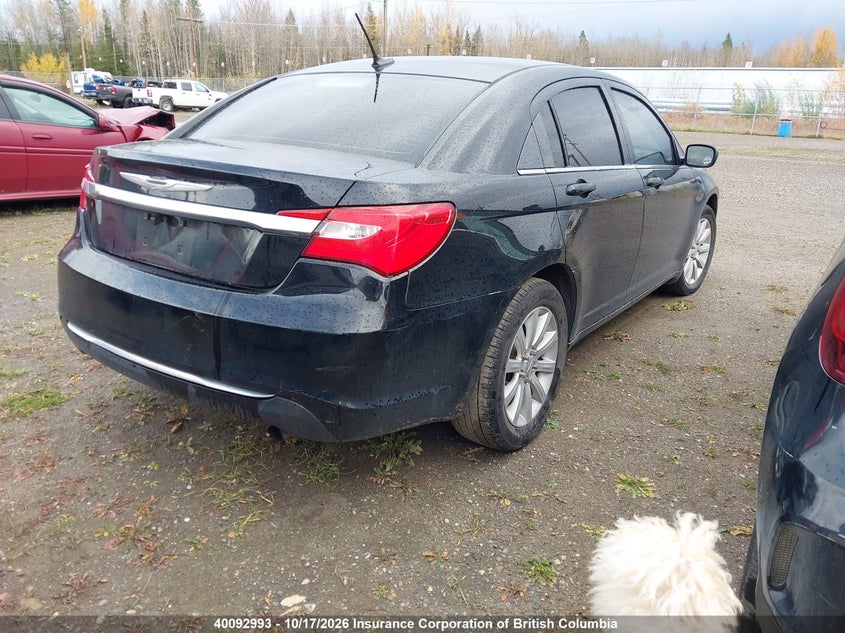 Vin: 1c3ccbab3en131678, lot: 30113032, chrysler 200 20144