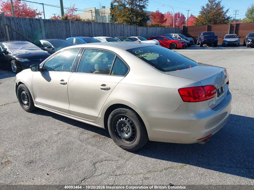 Vin: 3vw2k7aj7em287342, lot: 30113602, volkswagen jetta 20143