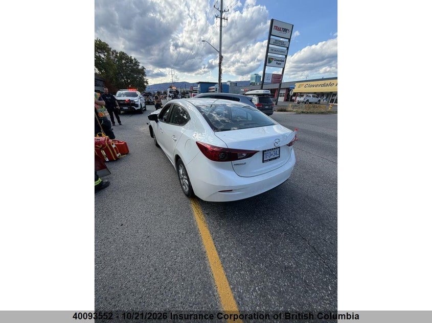 Vin: jm1bn1v72j1168983, lot: 30113704, mazda 3 gs 20183
