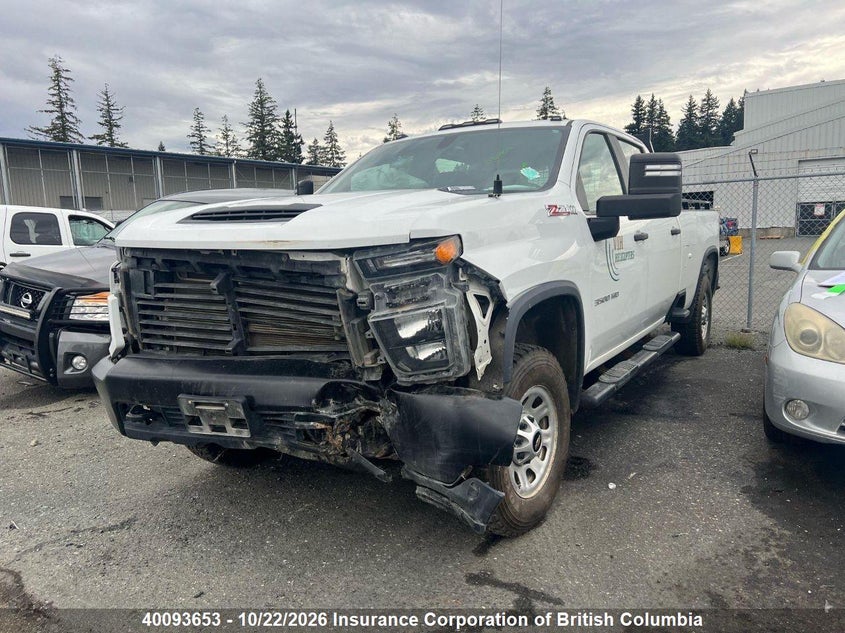 2021 Chevrolet Silverado K3500, Front, IAAI, VIN 1GC4YSEY6MF181421 — photo 2
