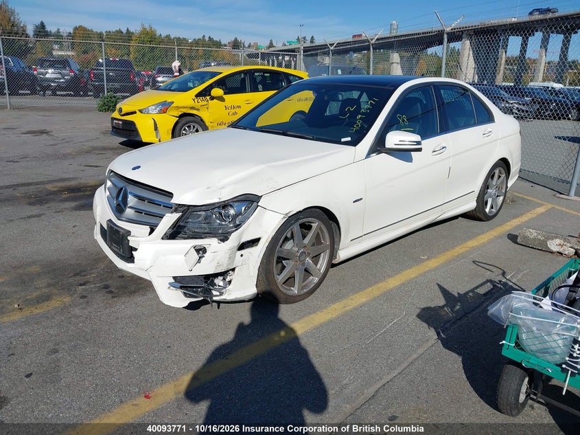 2012 MERCEDES-BENZ C 350 VIN WDDGF8JB2CA656782 — фото 2
