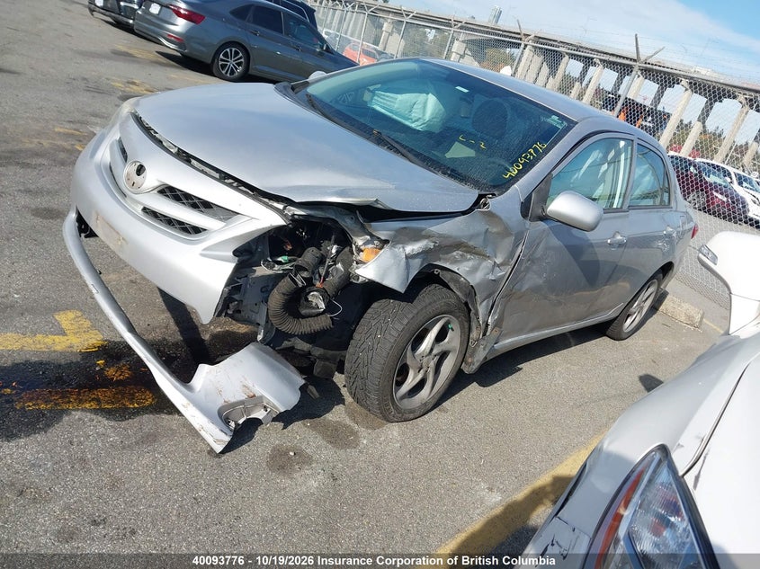 2012 Toyota Corolla S/Le, Front, IAAI, VIN 2T1BU4EE2CC888561 — photo 2