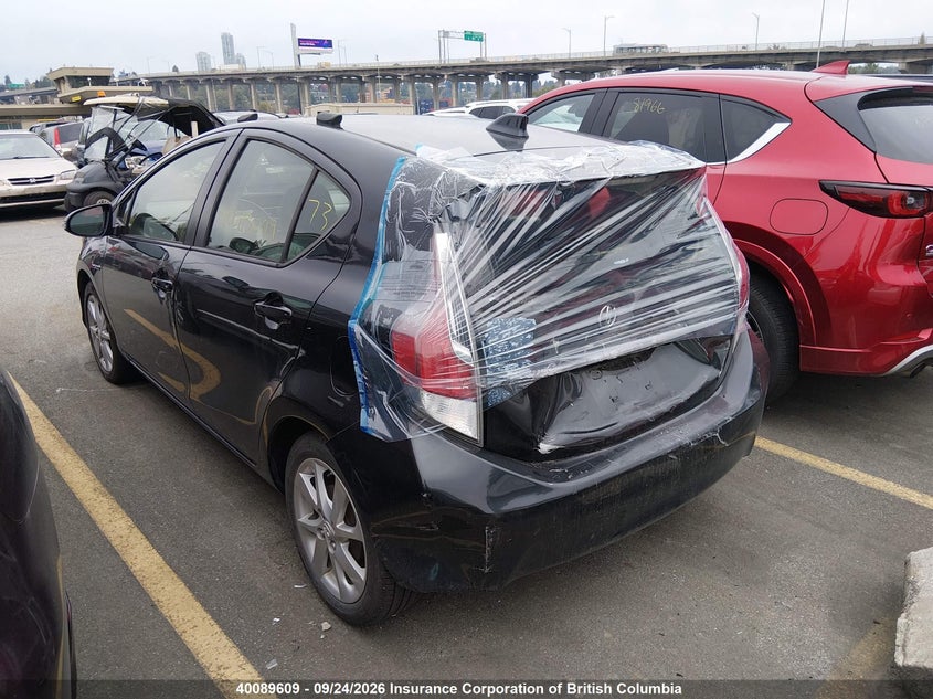 Vin: jtdkdtb3xg1126716, lot: 30114076, toyota prius c 20163