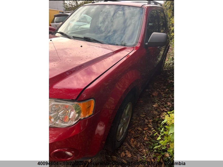 Vin: 1fmcu0d73bka15829, lot: 30115054, ford escape xlt 20112