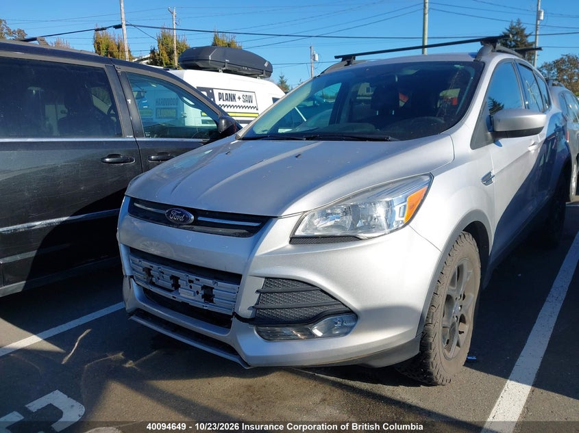 Vin: 1fmcu9g9xfuc45816, lot: 30115108, ford escape se 20152