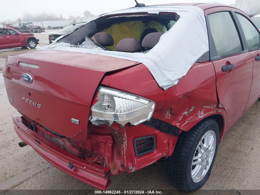2009 Ford Focus Se VIN: 1FAHP35NX9W247580 Lot: 14962245