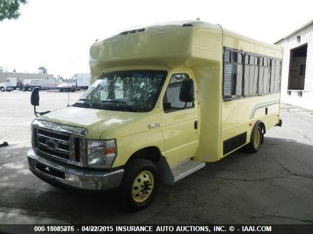 2008 Ford Cutaway Van E450 Super Duty white van gasoline 1FD4E45S08DB29506 photo #4