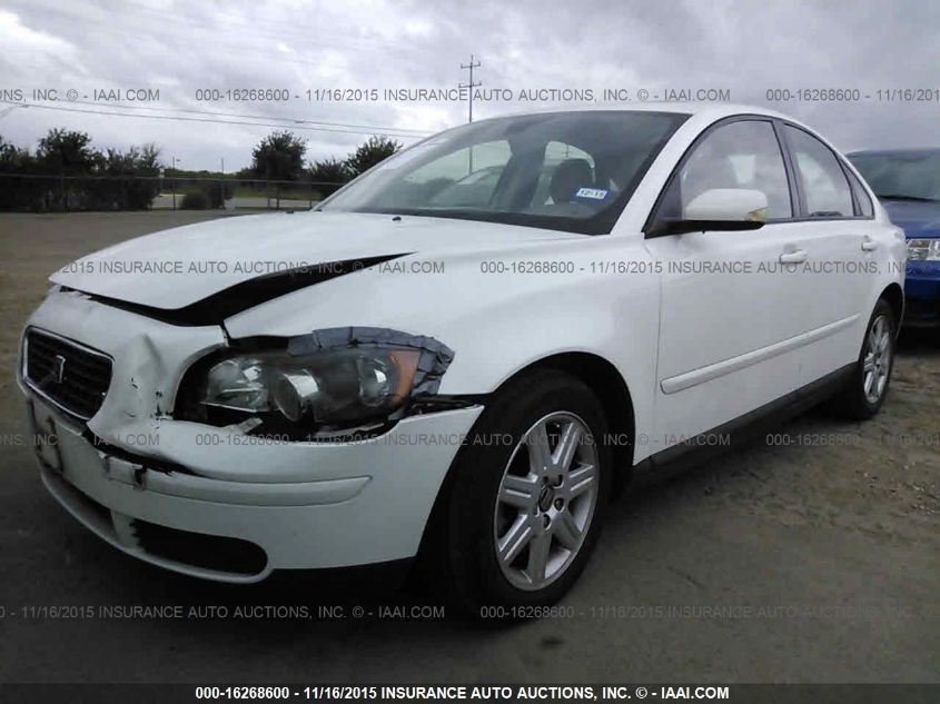 2005 Volvo S40 T5 VIN: YV1MS682552099845 Lot: 16268600