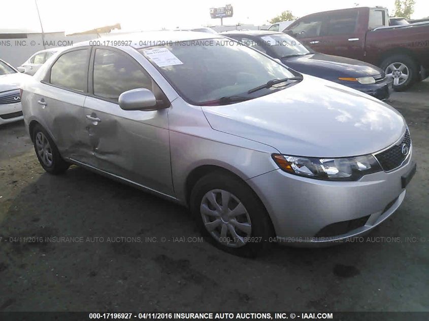 KNAFT4A28B5885690 2011 Kia Forte Lx