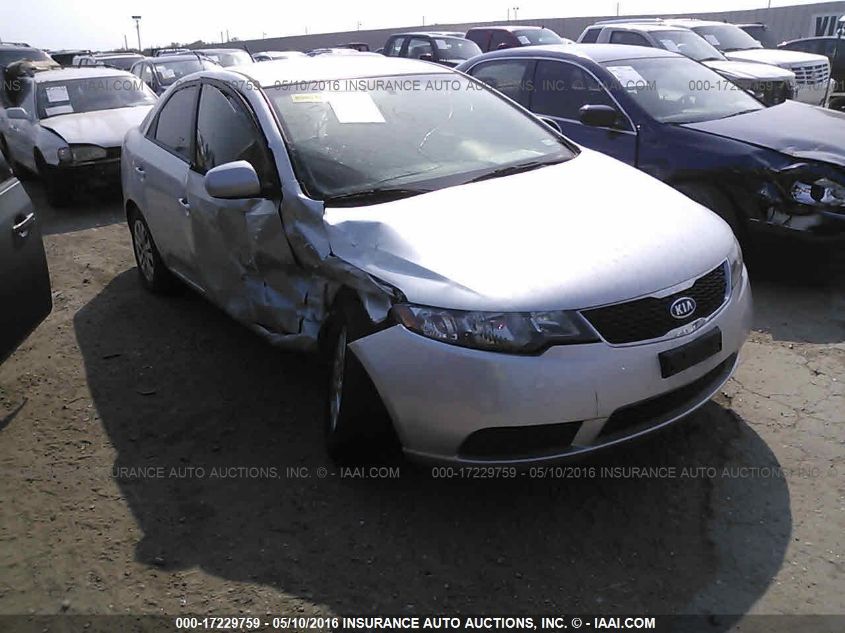 KNAFT4A28D5700413 2013 Kia Forte Lx