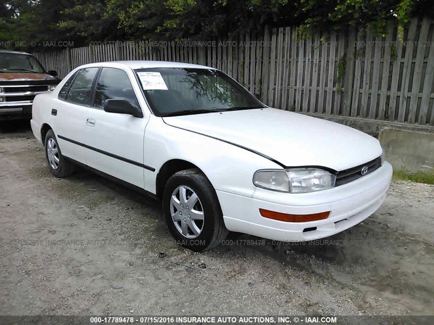 1992 Toyota Camry Dlx VIN: 4T1SK11E4NU034313 Lot: 40704166