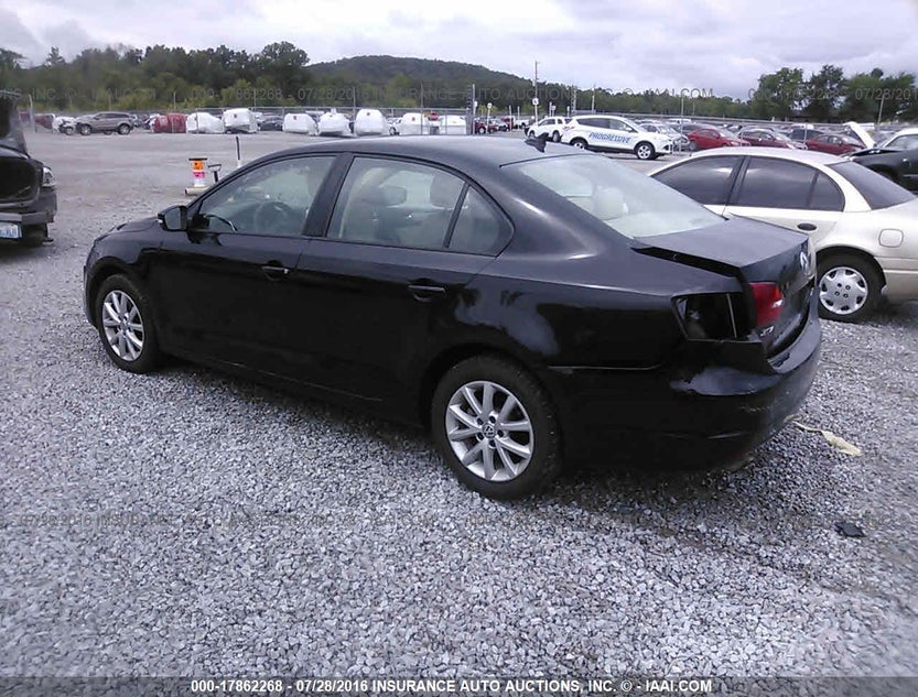3VWDX7AJ2CM417065