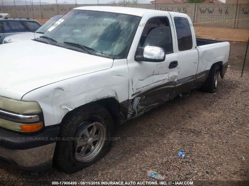 2001 Chevrolet Silverado 1500 Ls VIN: 2GCEC19VX11392640 Lot: 17906499