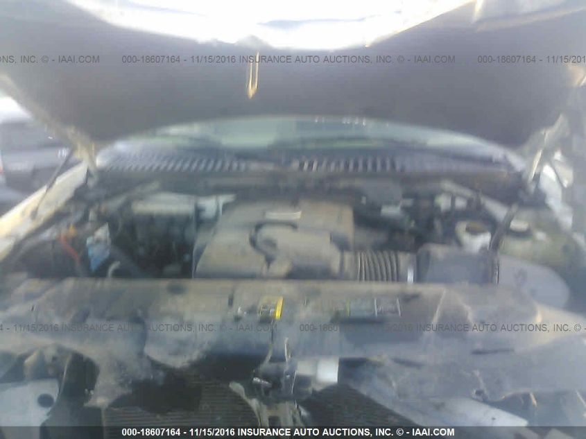 2004 Ford Expedition Eddie Bauer VIN: 1FMFU18L54LB15700 Lot: 18607164