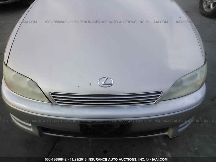 JT8GK13T6R0007597 1994 Lexus Es 300