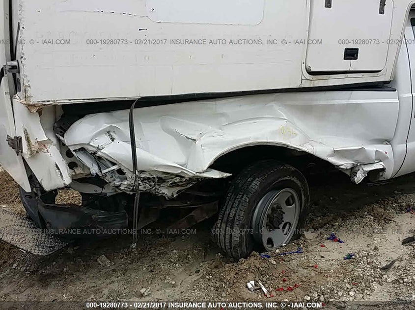 2006 Ford F-350 Xlt/Lariat/Xl VIN: 1FTWW31506EA02752 Lot: 19280773