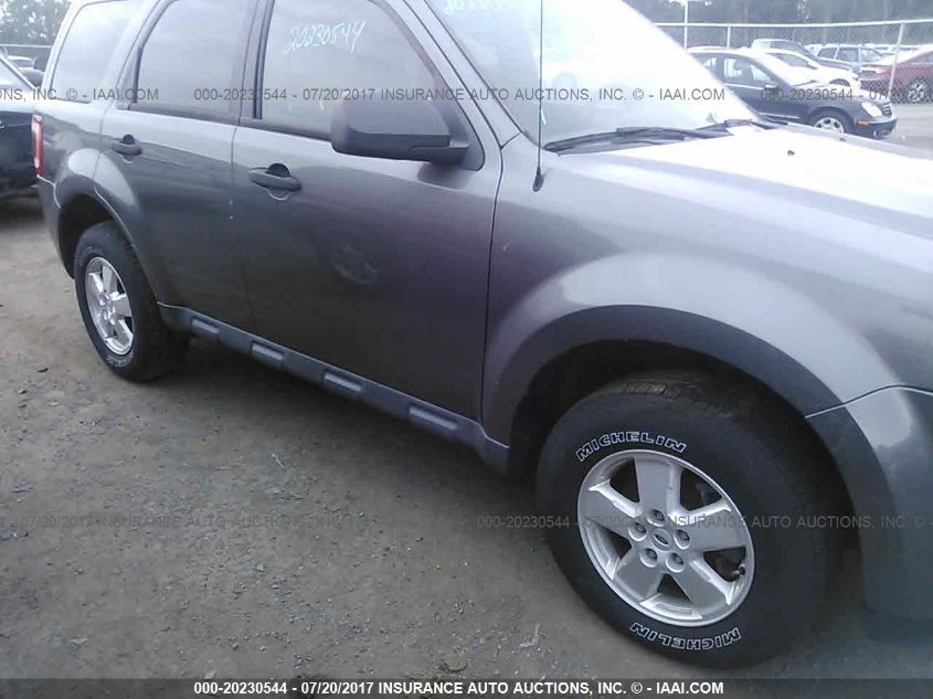 2009 Ford Escape Xlt VIN: 1FMCU93G09KC34215 Lot: 40704426