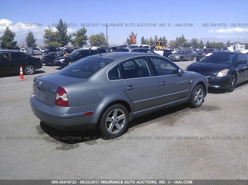 WVWRH63B34P043423 2004 Volkswagen Passat Glx