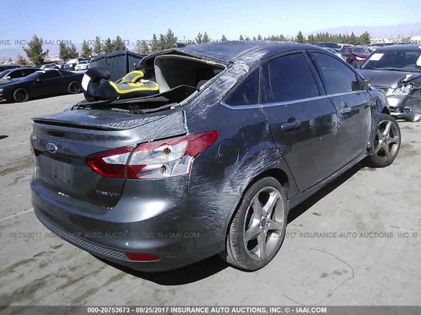 1FAHP3J20CL189855 2012 Ford Focus Titanium